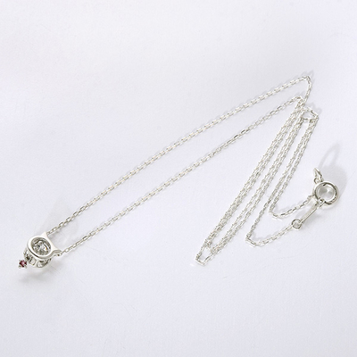 シルバーネックレス