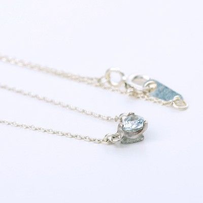 シルバーネックレス