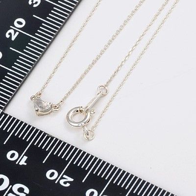 シルバーネックレス