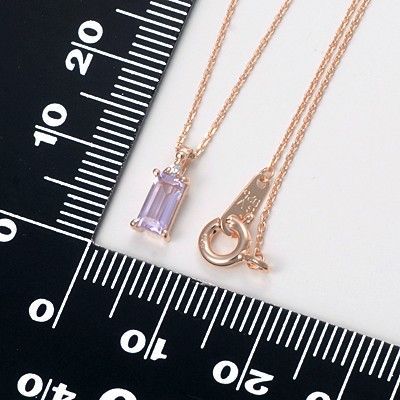 ピンクゴールドネックレス