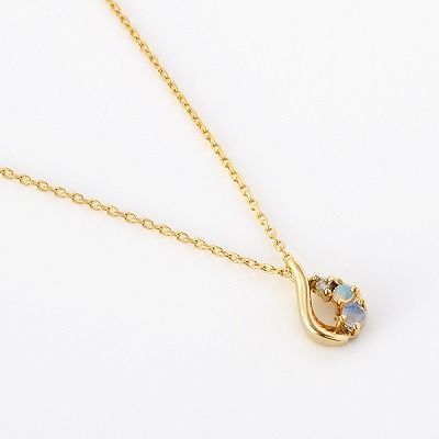 シルバーネックレス