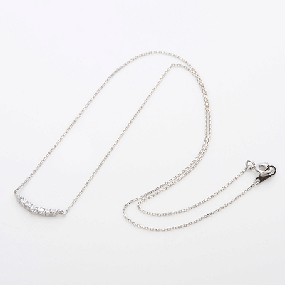 シルバーネックレス