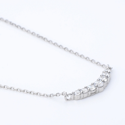 シルバーネックレス