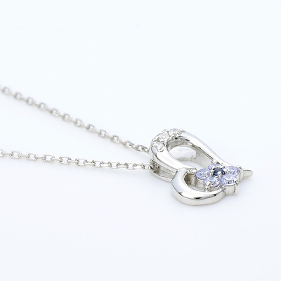 シルバーネックレス