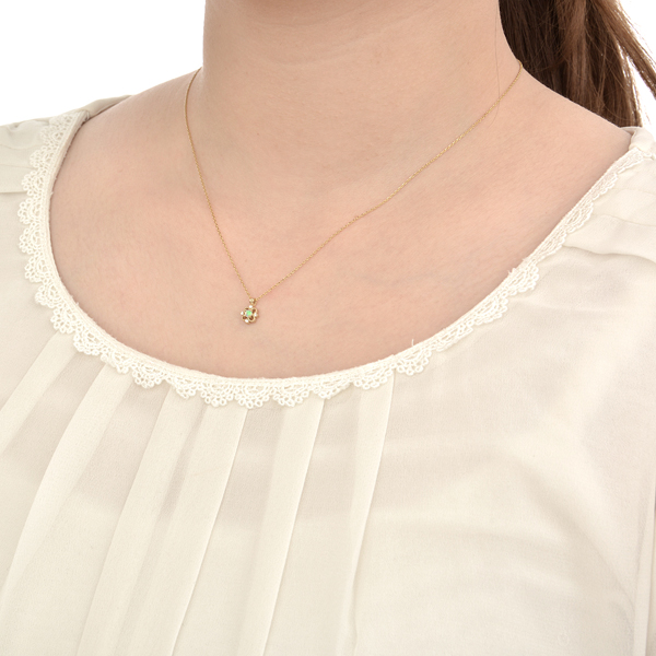 シルバーネックレス