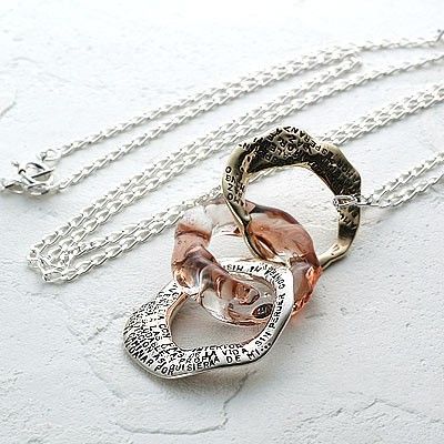 シルバーネックレス