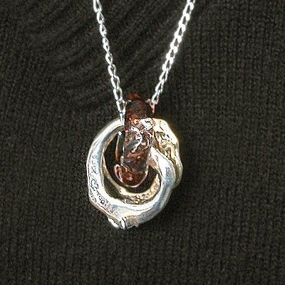 シルバーネックレス