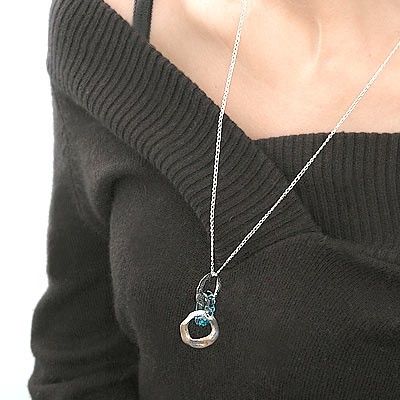 シルバーネックレス