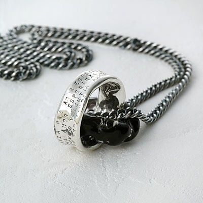 シルバーネックレス