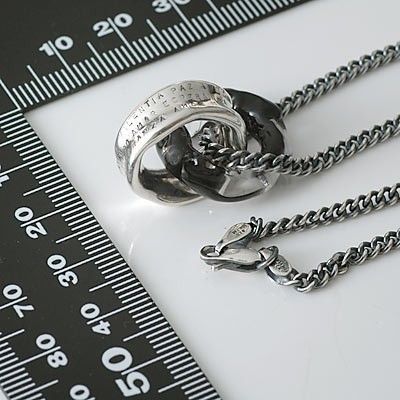 シルバーネックレス