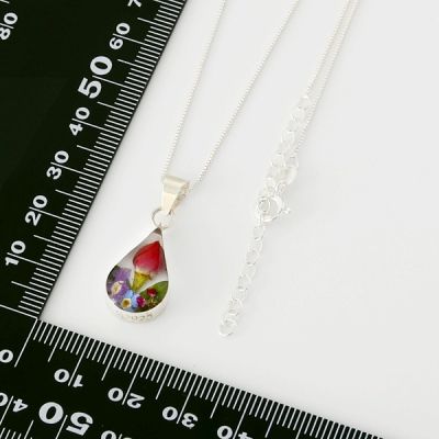 シルバーネックレス