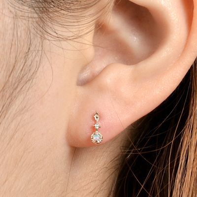 シルバースタッドピアス