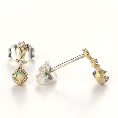 シルバースタッドピアス