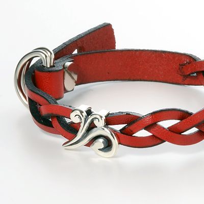 レザーブレスレット