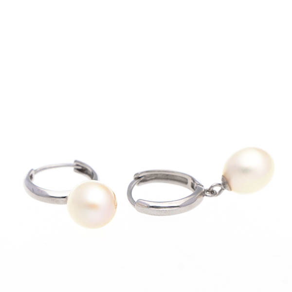 淡水パールピアス