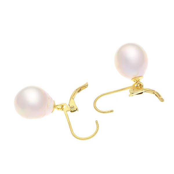 淡水パールピアス