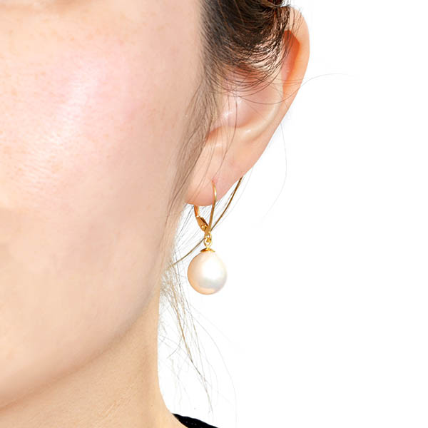 淡水パールピアス