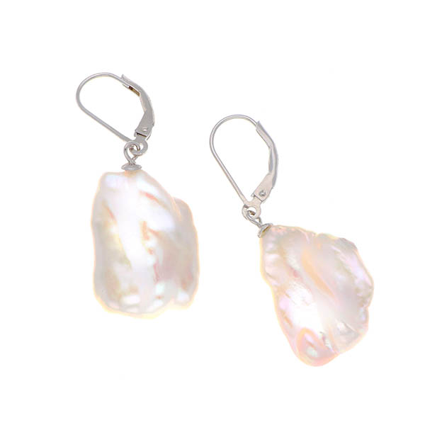 淡水パールピアス