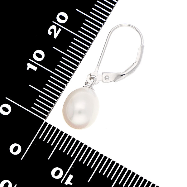 淡水パールピアス