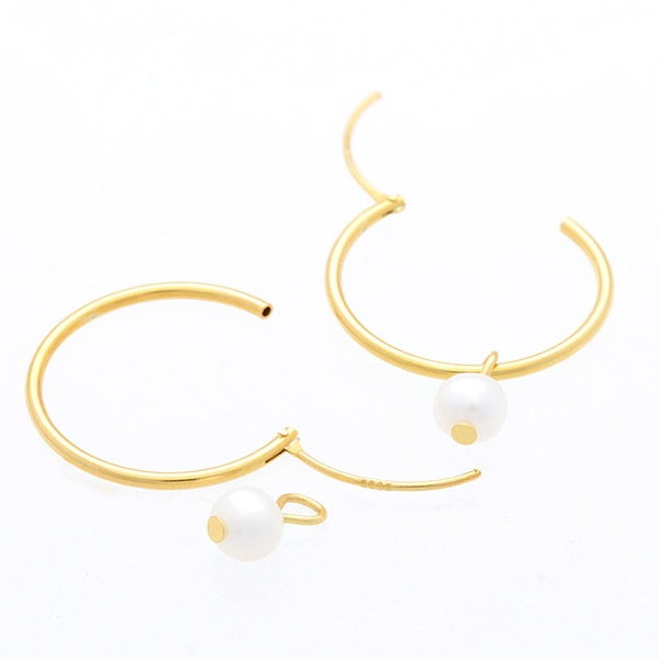 淡水パールピアス