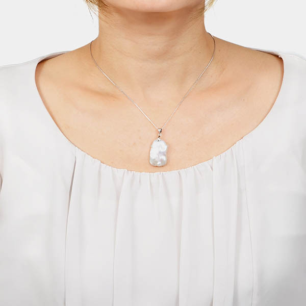 淡水パールネックレス