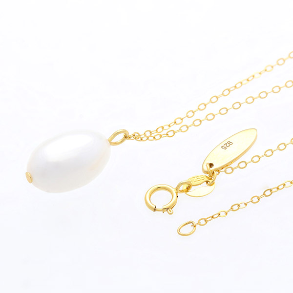 淡水パールネックレス