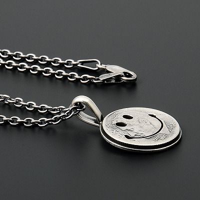 シルバーネックレス
