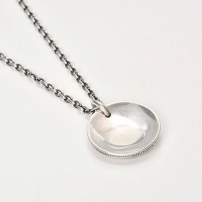 シルバーネックレス