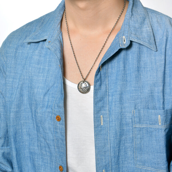 シルバーネックレス