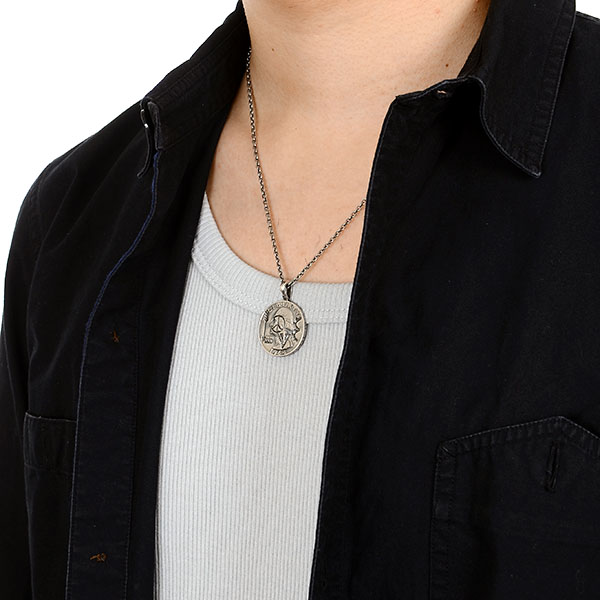 シルバーネックレス