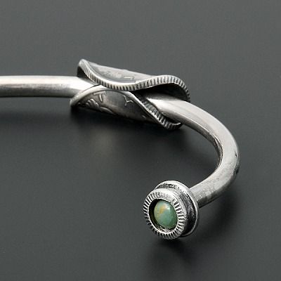 シルバーバングル