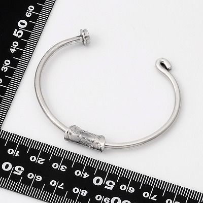 シルバーバングル