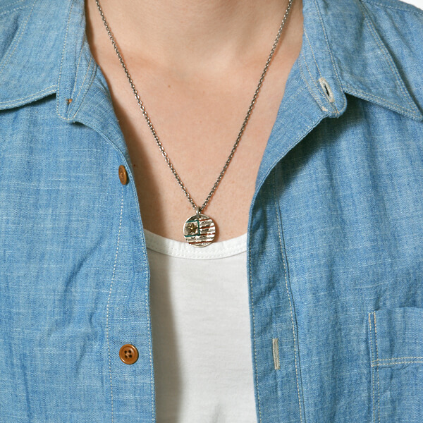 シルバーネックレス