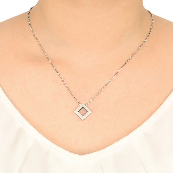 ステンレスネックレス