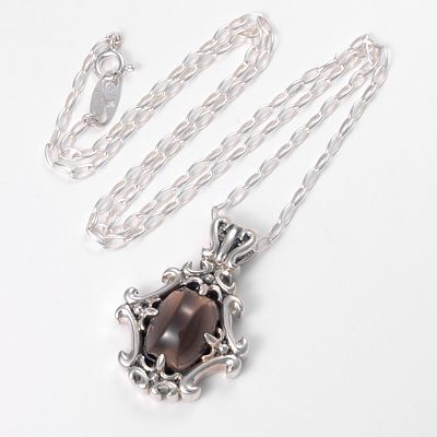 シルバーネックレス