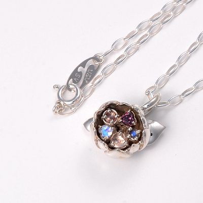 シルバーネックレス