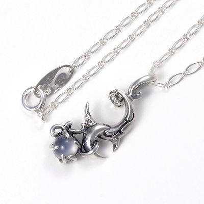 シルバーネックレス