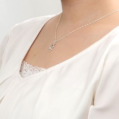 シルバーネックレス