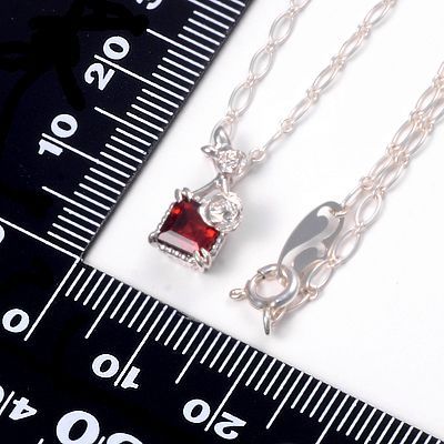 シルバーネックレス