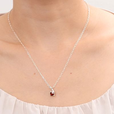 シルバーネックレス