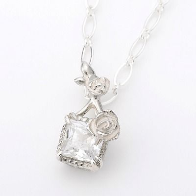 シルバーネックレス