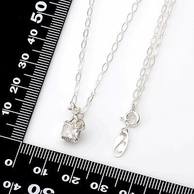 シルバーネックレス