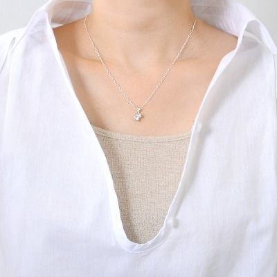 シルバーネックレス