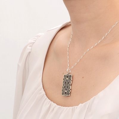 シルバーネックレス