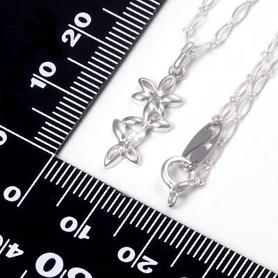 シルバーネックレス