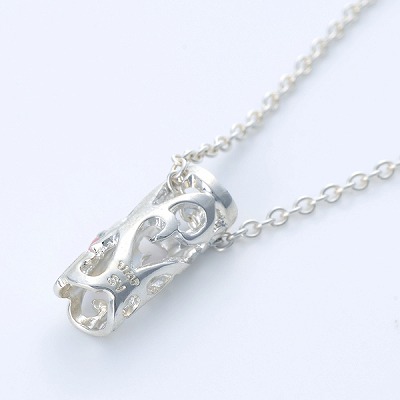 シルバーネックレス