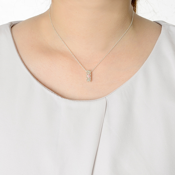 シルバーネックレス