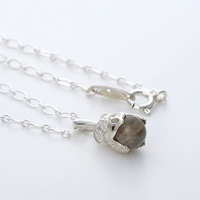 シルバーネックレス