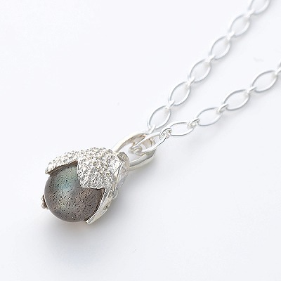 シルバーネックレス