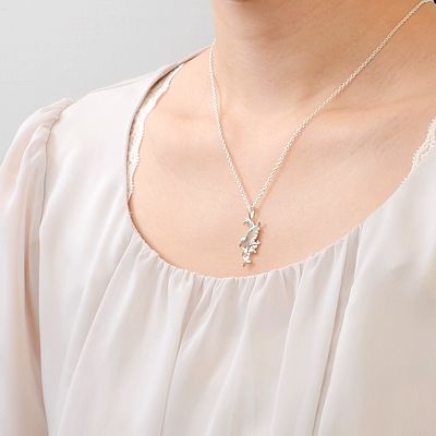 シルバーネックレス